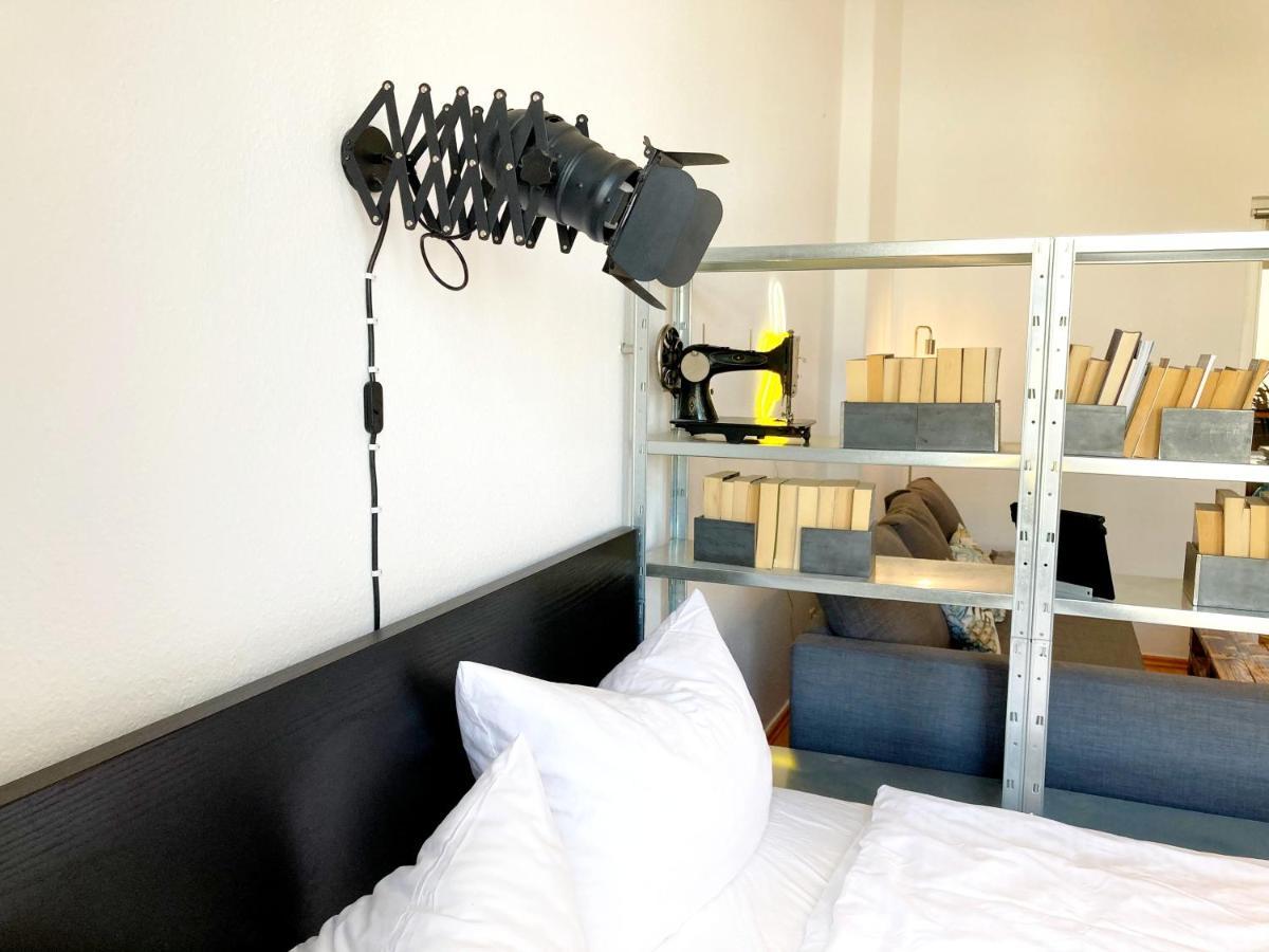 2 Zimmer Ferienwohnung In Zentraler Lage Inkl Wlan & Netflix Leipzig Luaran gambar