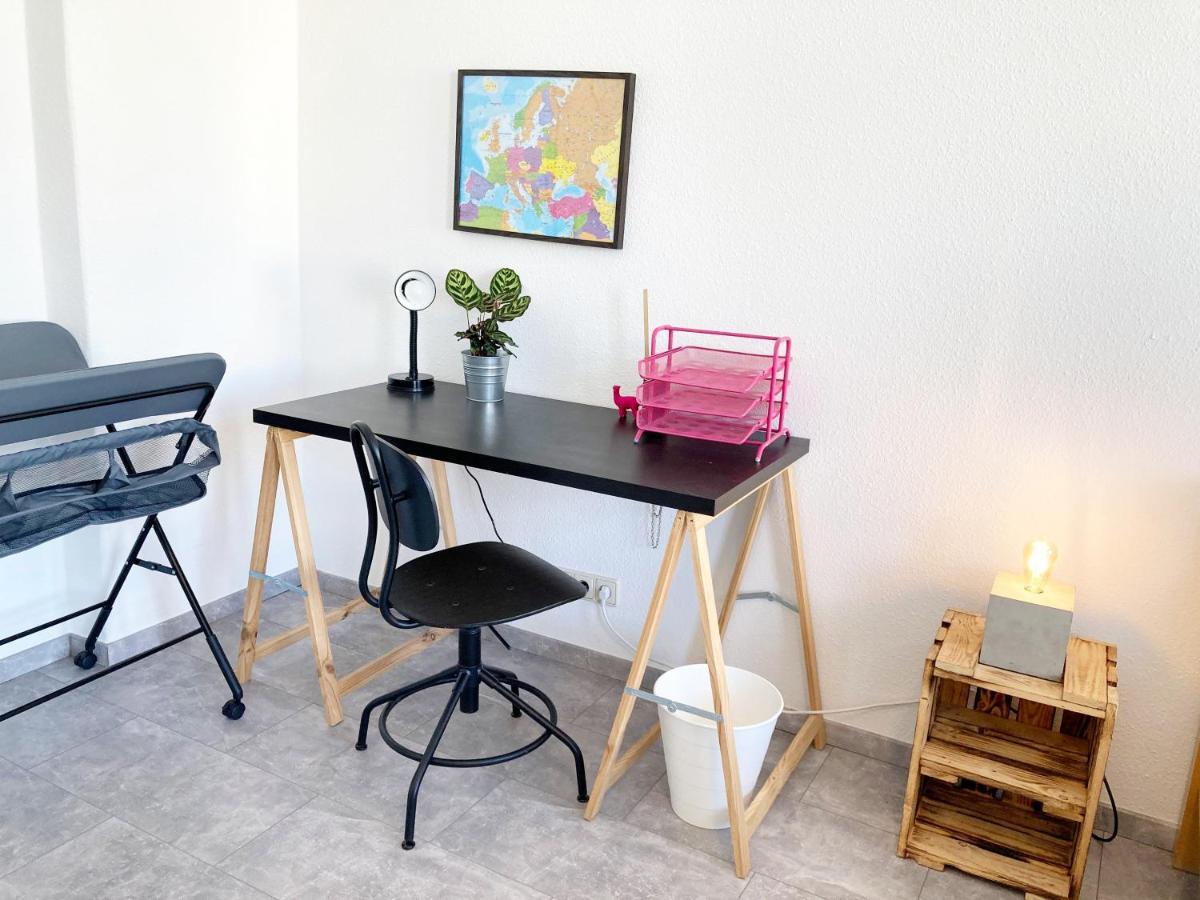 2 Zimmer Ferienwohnung In Zentraler Lage Inkl Wlan & Netflix Leipzig Luaran gambar